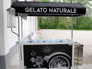 carretto gelati grande vintage (1) CARRETTO GELATI VINTAGE